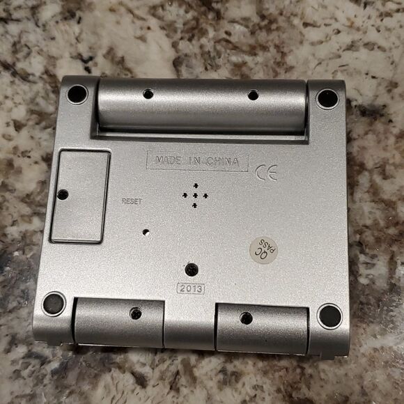 Travel calculator clock world time calendar alarm - Picture 6 of 6